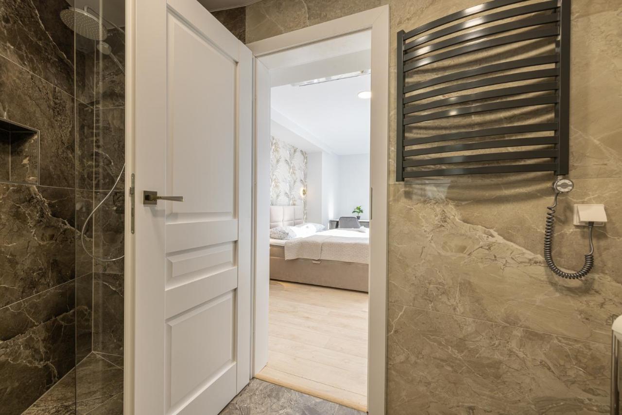 Dharma Stay Apartamentai Su Terasa Ir Vaizdu I Miesta Telšiai المظهر الخارجي الصورة