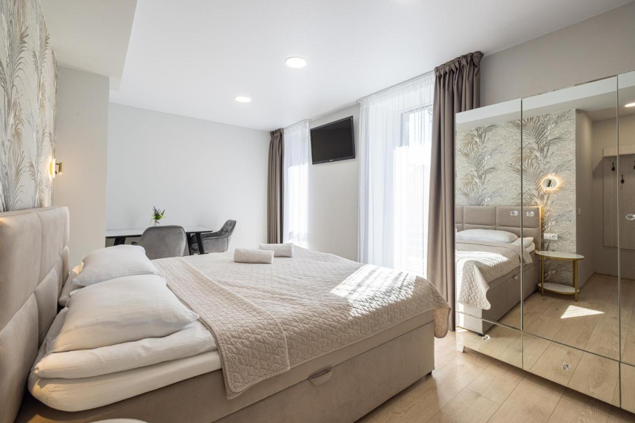 Dharma Stay Apartamentai Su Terasa Ir Vaizdu I Miesta Telšiai المظهر الخارجي الصورة