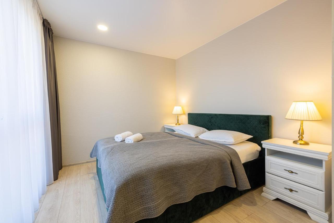 Dharma Stay Apartamentai Su Terasa Ir Vaizdu I Miesta Telšiai المظهر الخارجي الصورة
